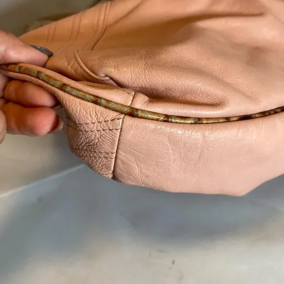 Fendi Y2K Spy Bag Pink Dusty Pink Pebbled leather - Picture 13 of 15